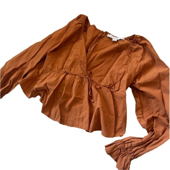 HYFVE crop pleasant women’s blouse size medium - Picture 3 of 7